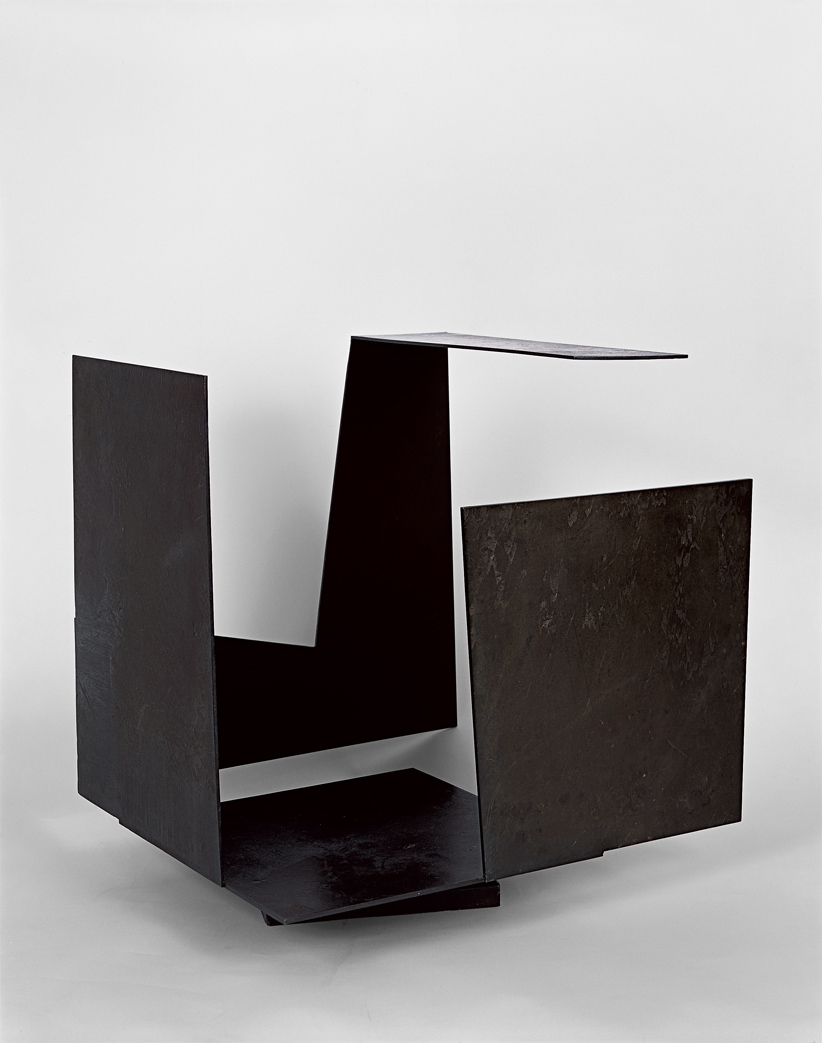 Caja vacía con gran apertura, 1958. Oteiza.